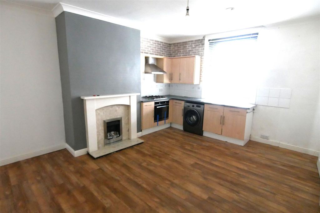 Property photo 3 of 6 P1550636.Jpg