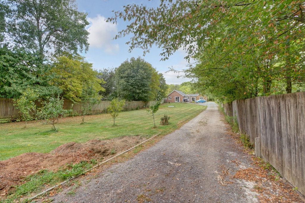 Additional image 34 of 5 bed detached bungalow for saleHempstead Lane, Hailsham BN27