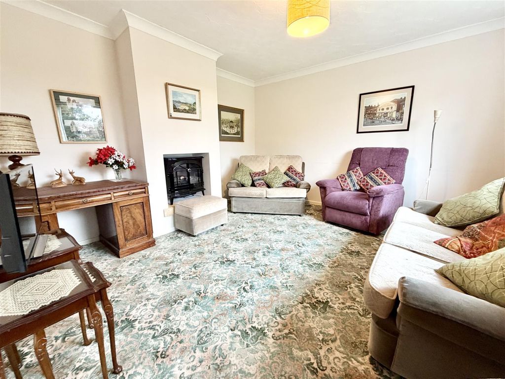 Property photo 3 of 31