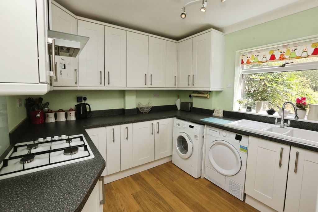 Property photo 2 of 17 Photo