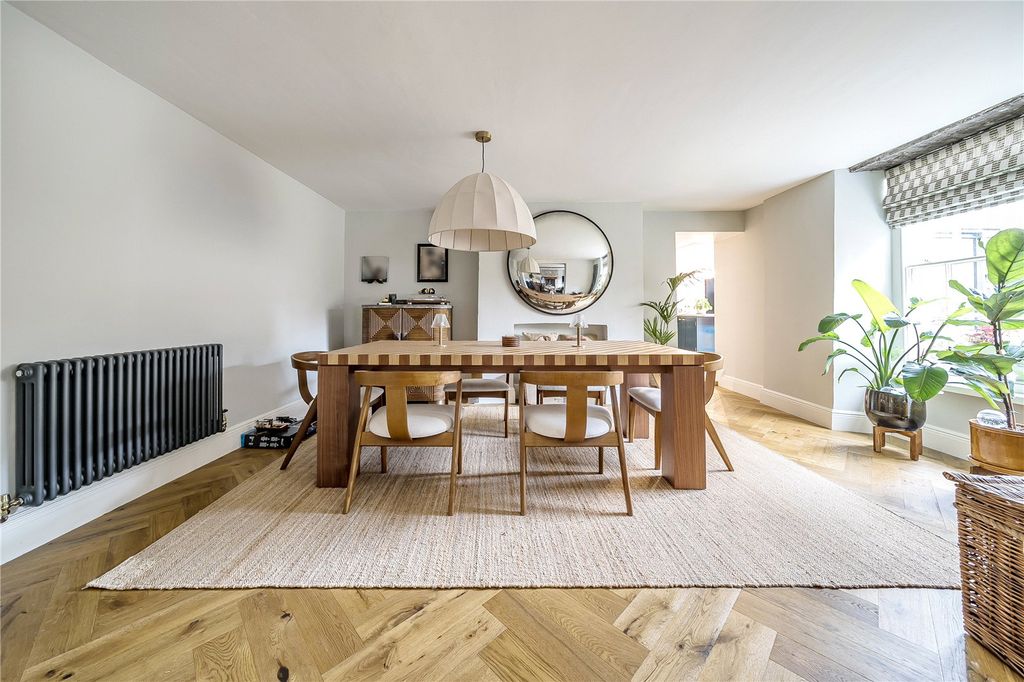 Property photo 3 of 15 Dining Room