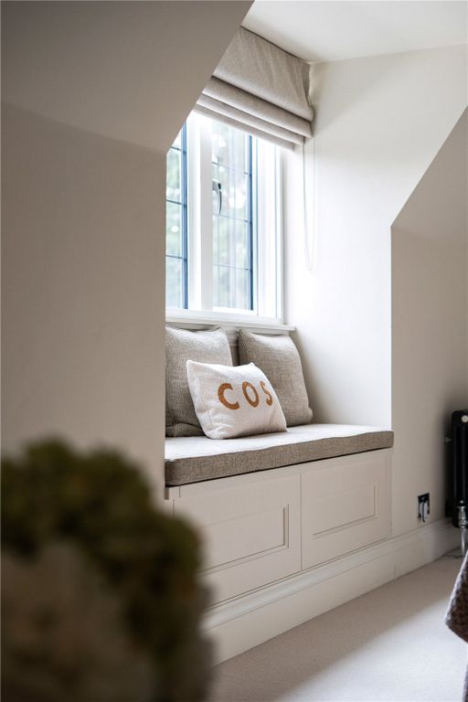 Additional image 34 of 6 bed detached house for saleDurford Wood, Petersfield, Hampshire GU31