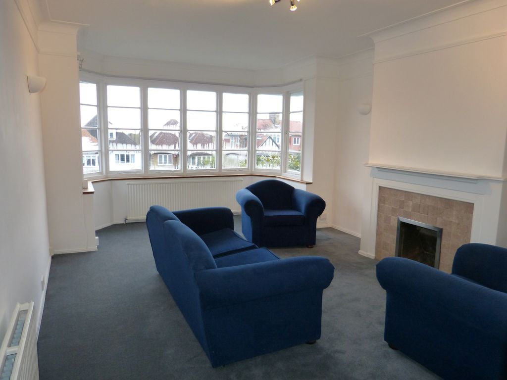 Property photo 1 of 11 3 Bed Flat To Rent Finchley Road, London Nw11 8Dd