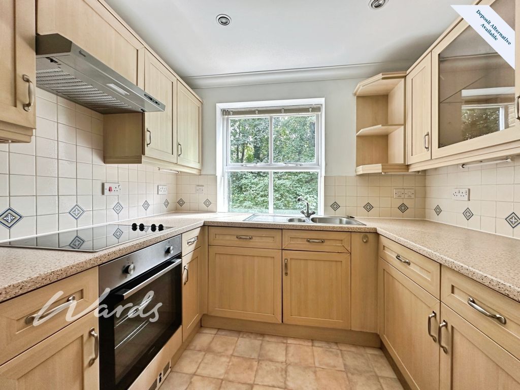 Property photo 2 of 14 Kitchen