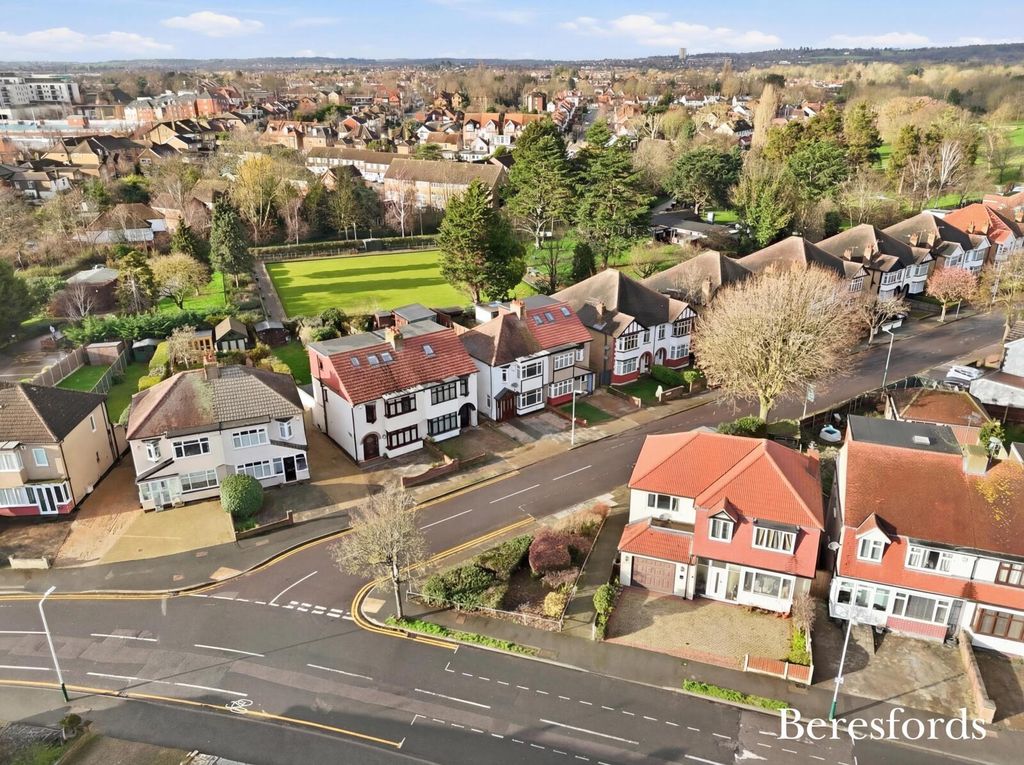 Property photo 3 of 25 Picture No. 17