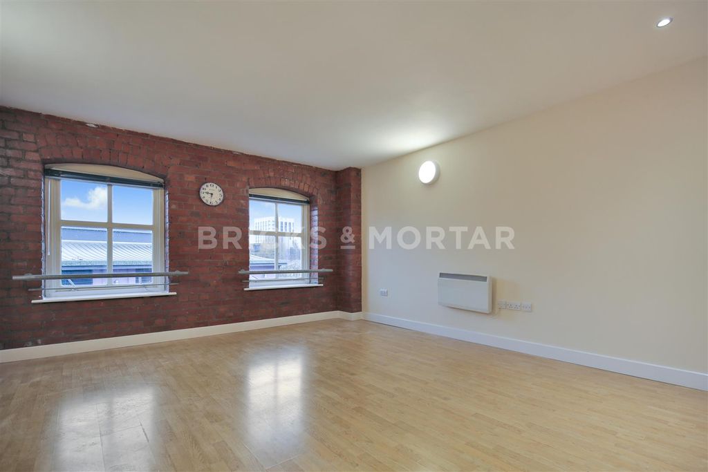 Property photo 3 of 15 Ekaxvxvbfqr4Uiah.Jpg