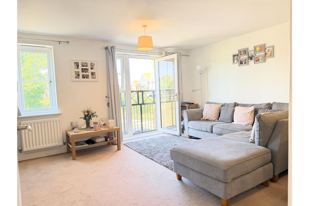 Property photo 3 of 19 14.Jpg