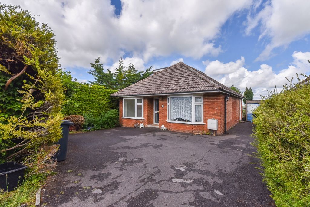 Property photo 1 of 33