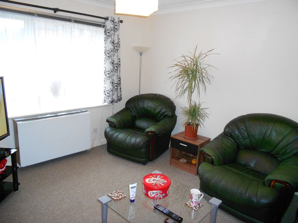 Property photo 3 of 5
