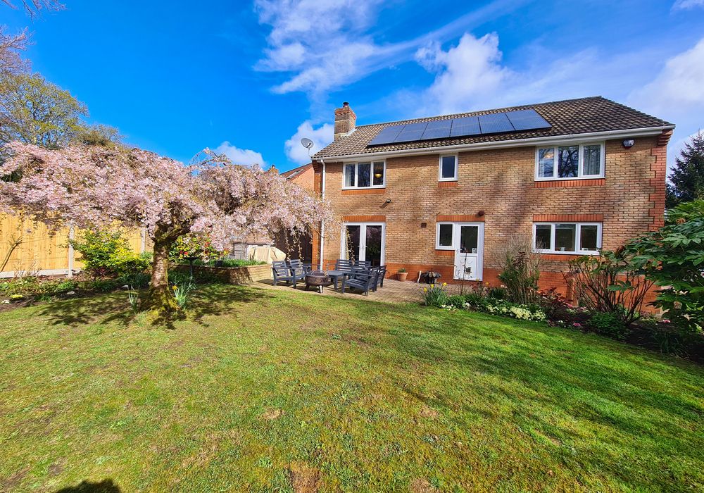 Property photo 3 of 35