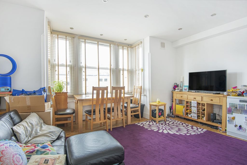Property photo 2 of 7 672297 (2)