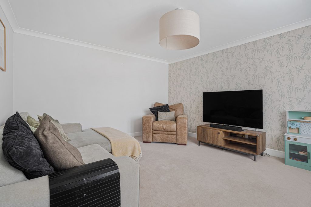 Property photo 2 of 19 Picture No. 02