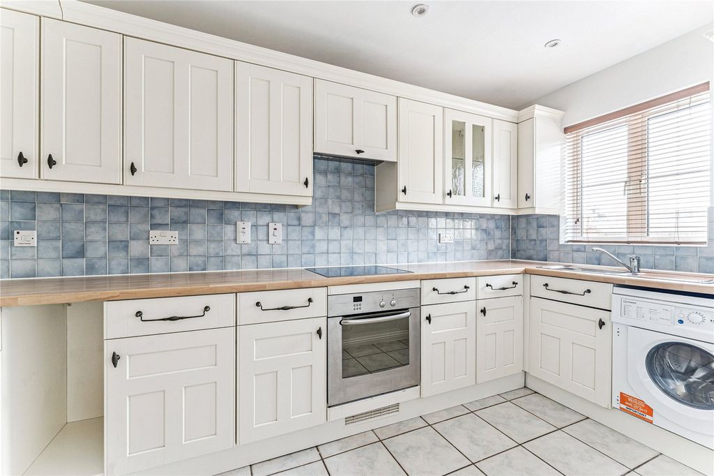 Property photo 2 of 9 Picture No. 03