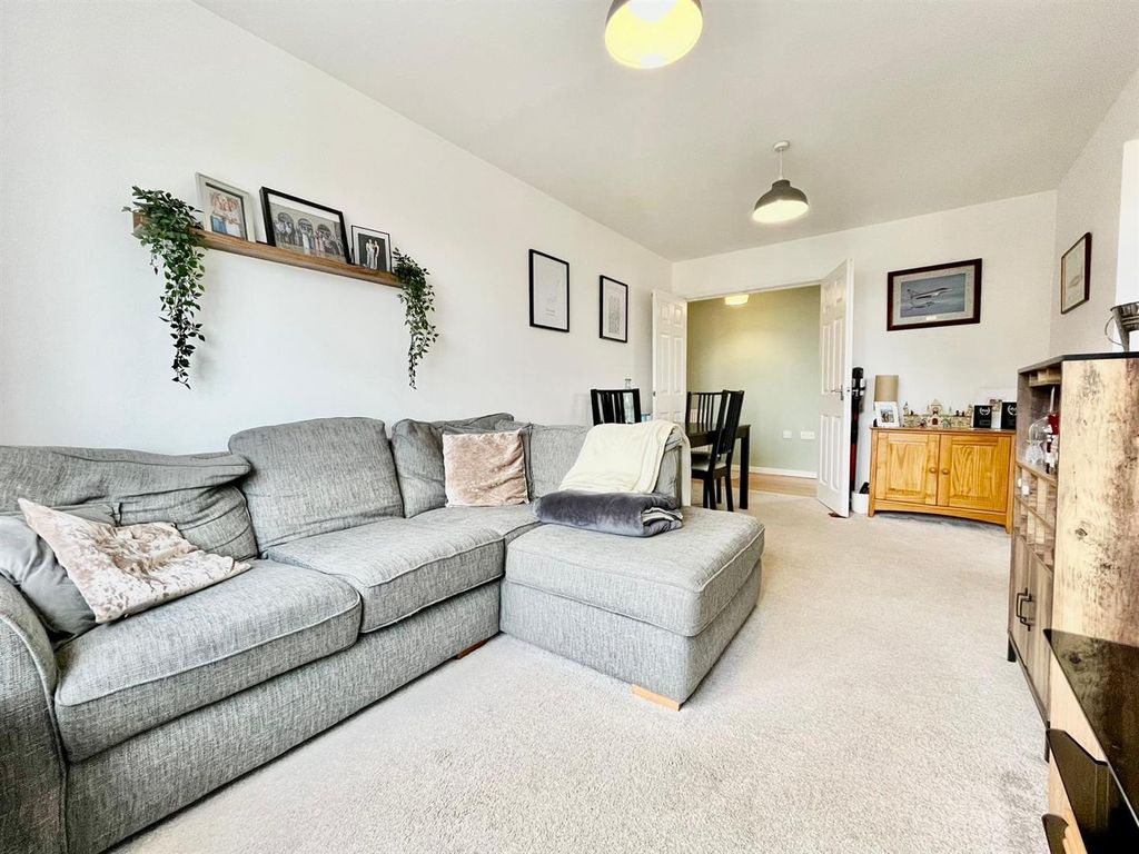 Property photo 2 of 10 603c738B-482c-4cd9-A22E-8Abbf459Ae0c.Jpeg