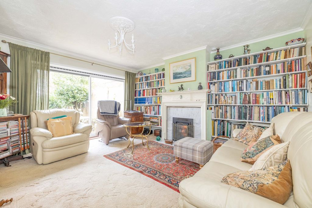 Property photo 2 of 11 Picture 2