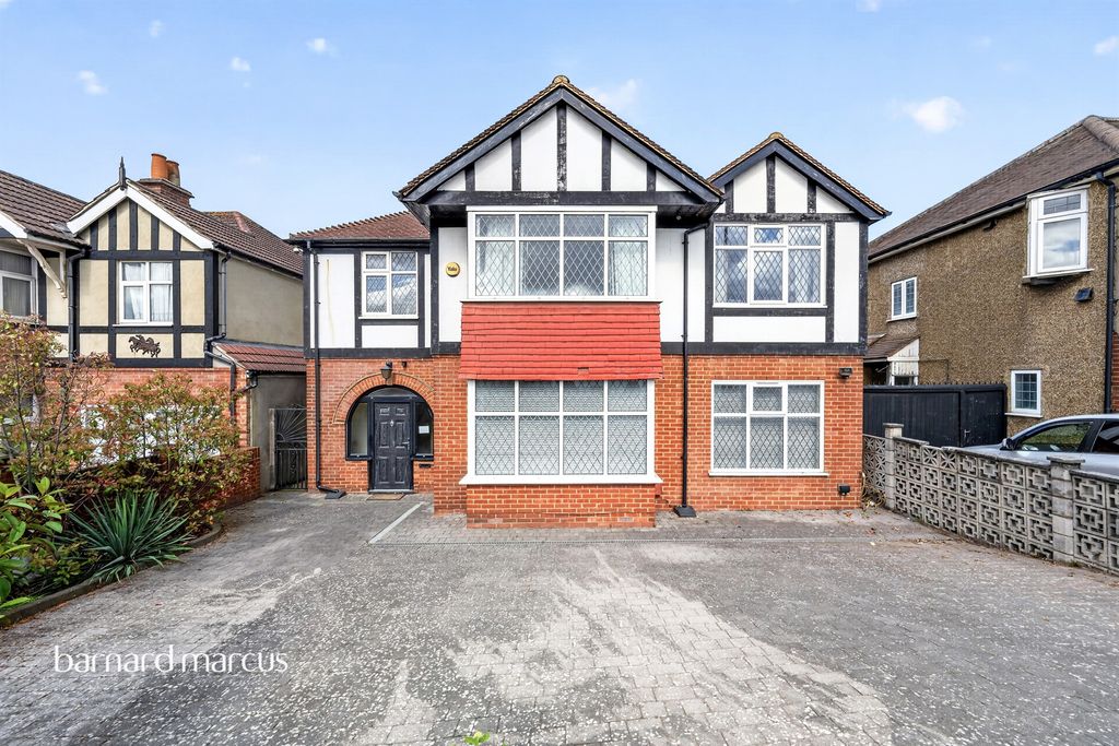 Property photo 1 of 19