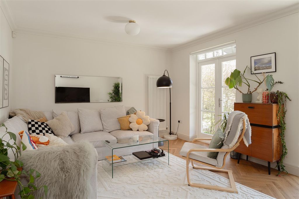 Property photo 3 of 20 2.Jpg