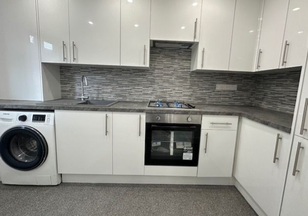 Property photo 2 of 5 New Fitted Kitchen