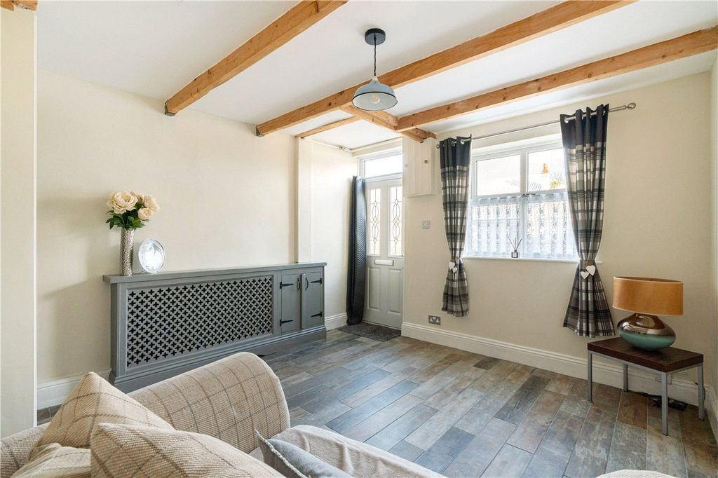 Property photo 3 of 13 Picture No. 04