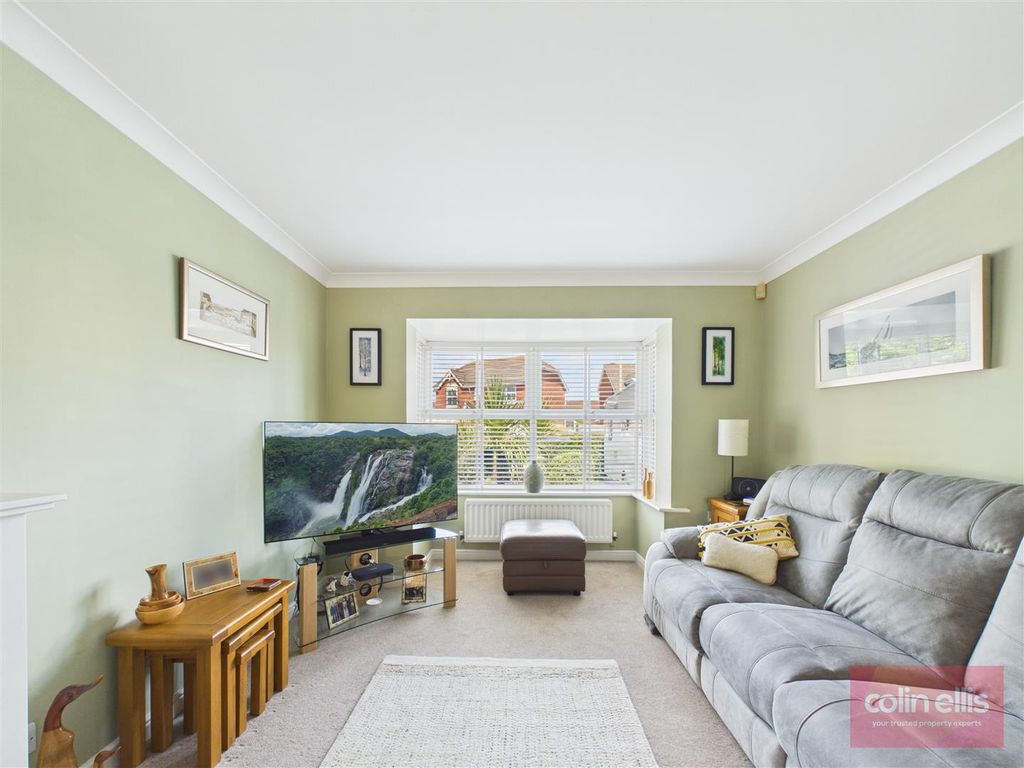 Property photo 3 of 50 Cam05075G0-Pr0372-Still046.Jpg