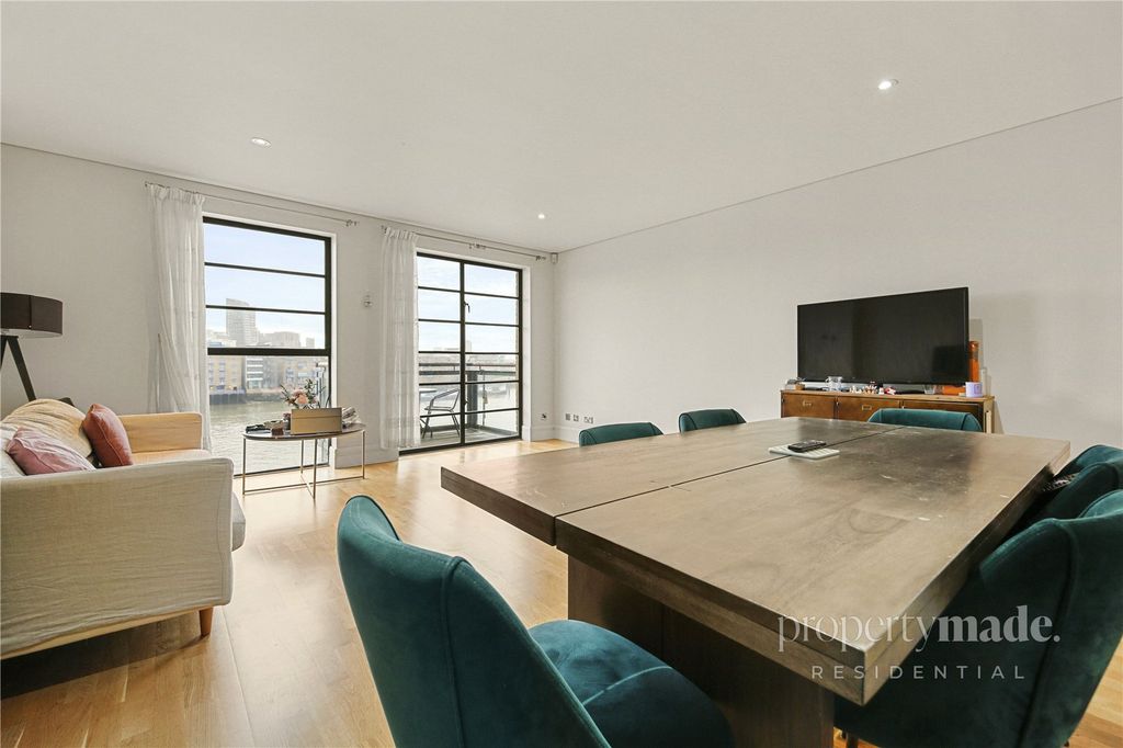 Property photo 3 of 29 Picture No. 06