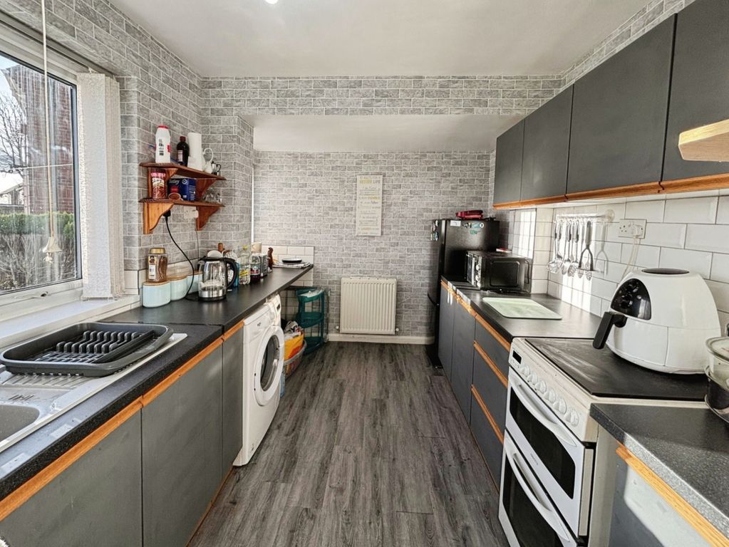 Property photo 3 of 15 Pbox-Img.Jpeg