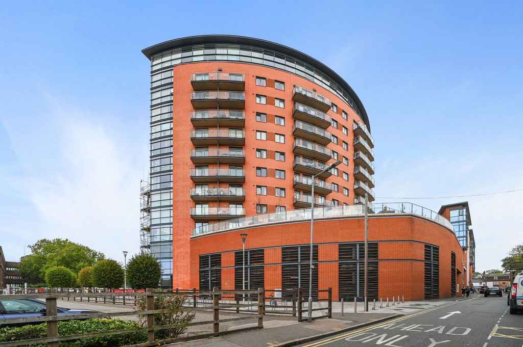 Property photo 3 of 22