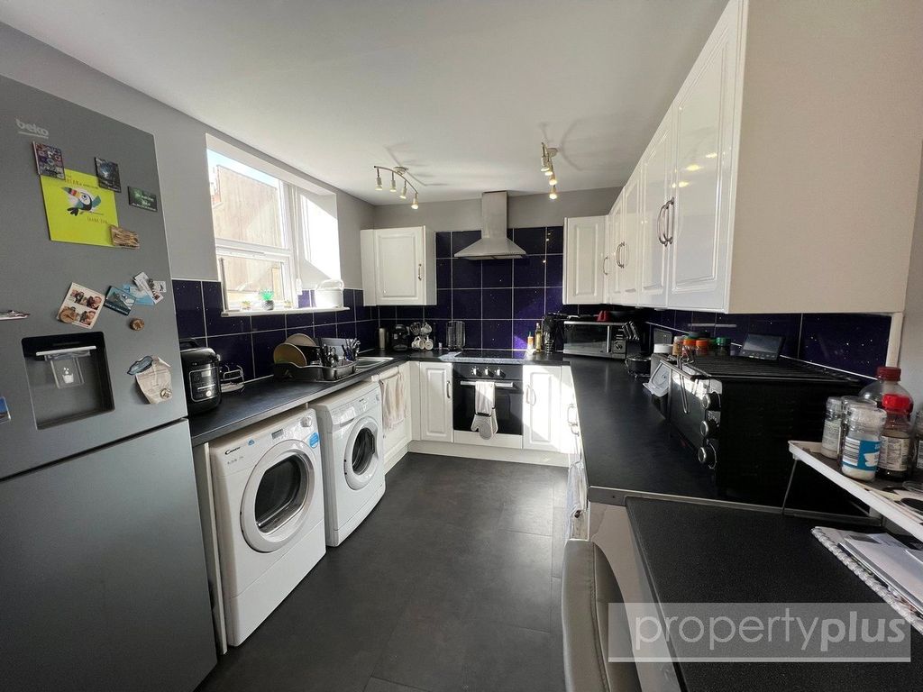 Property photo 2 of 14 Picture No. 03