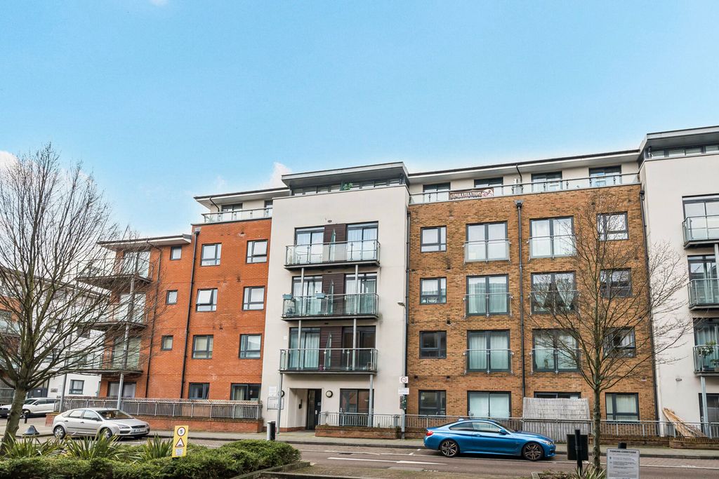 Property photo 1 of 13 External