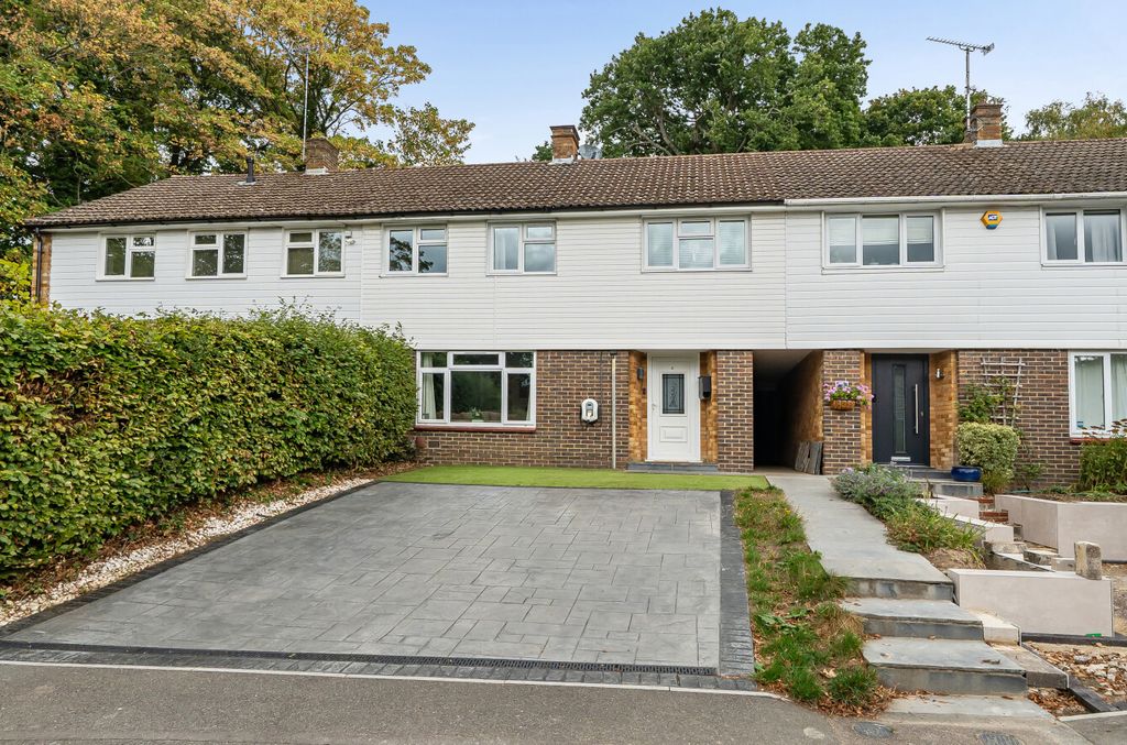 Property photo 1 of 18 1-6Aa306Df20028-1...