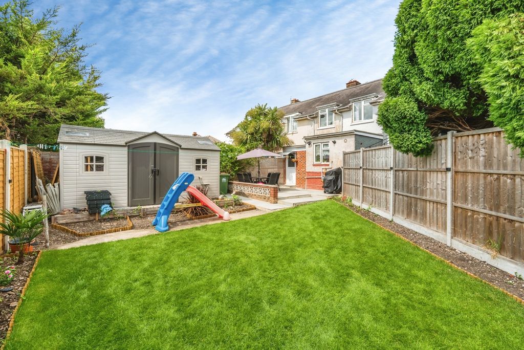 Property photo 1 of 18 Pbox-Img.Jpg
