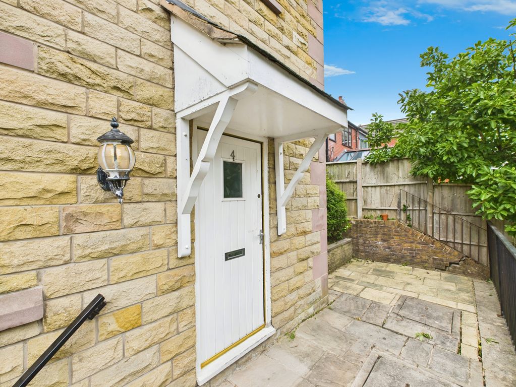 Property photo 1 of 26