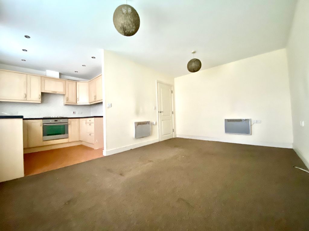 Property photo 3 of 8