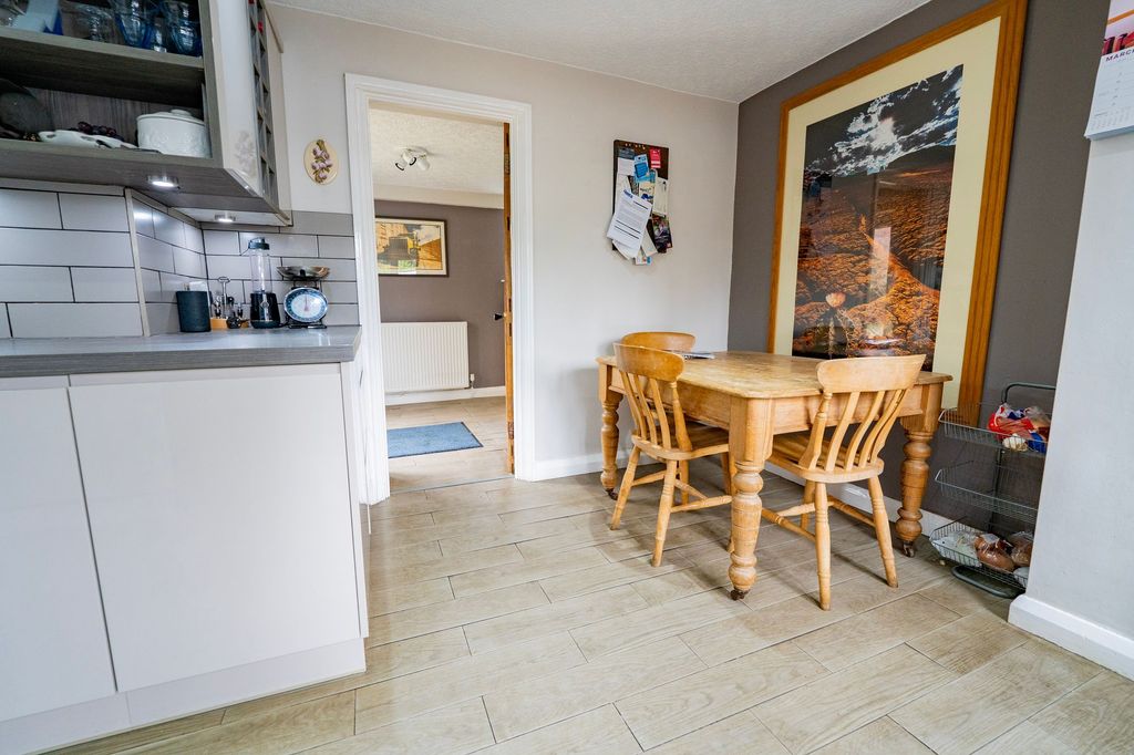 Additional image 15 of 4 bed detached house for saleField House, 184 Derby Road, Ilkeston DE7