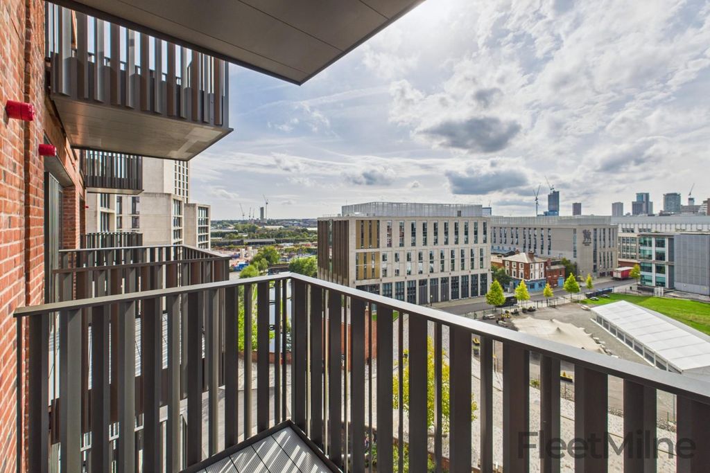 Property photo 3 of 20 Lounge/Dining Room