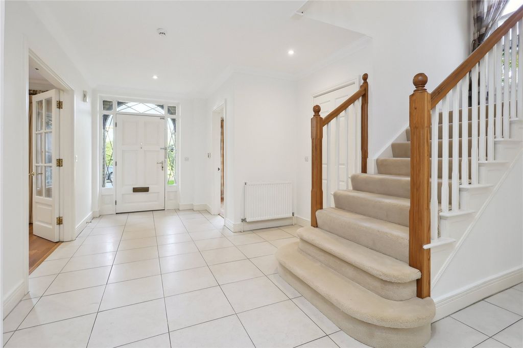Property photo 3 of 14 Picture No. 18