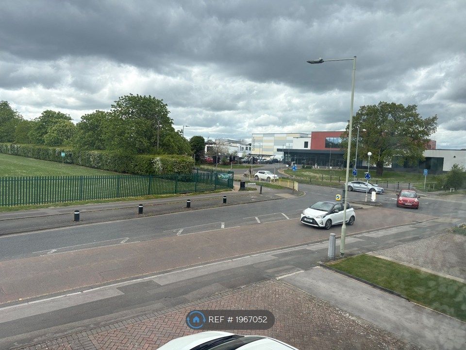 Property photo 2 of 33 Front Of The House (Open Space)