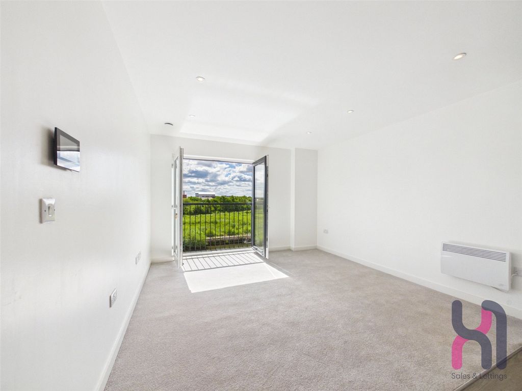 Property photo 1 of 14 Picture No. 07