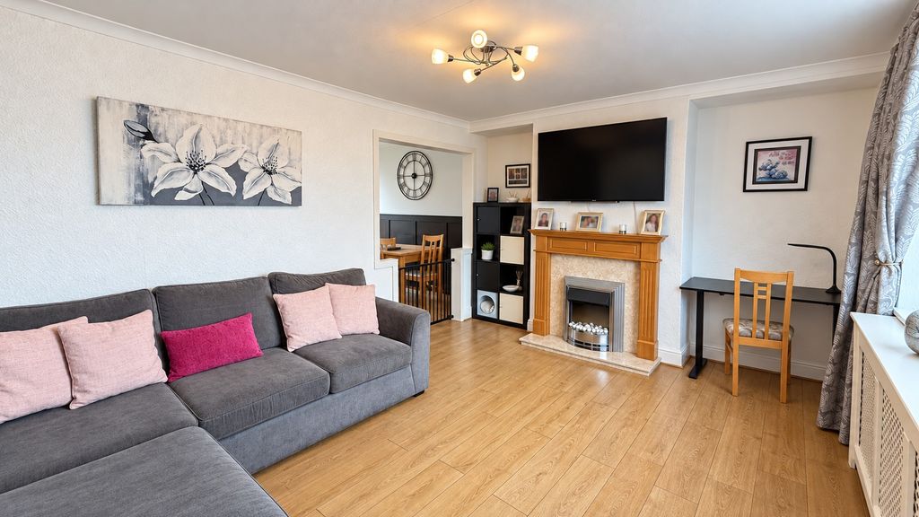 Property photo 2 of 21 5603531