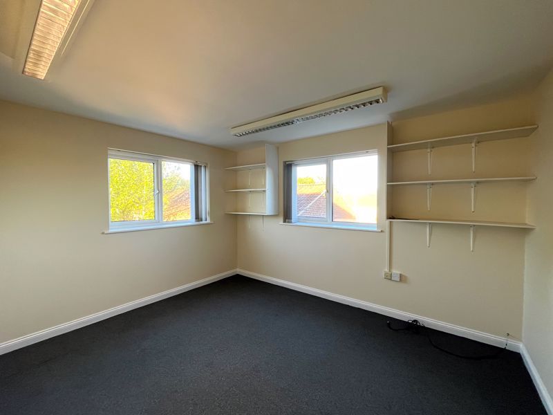 Property photo 3 of 13 Photo 5