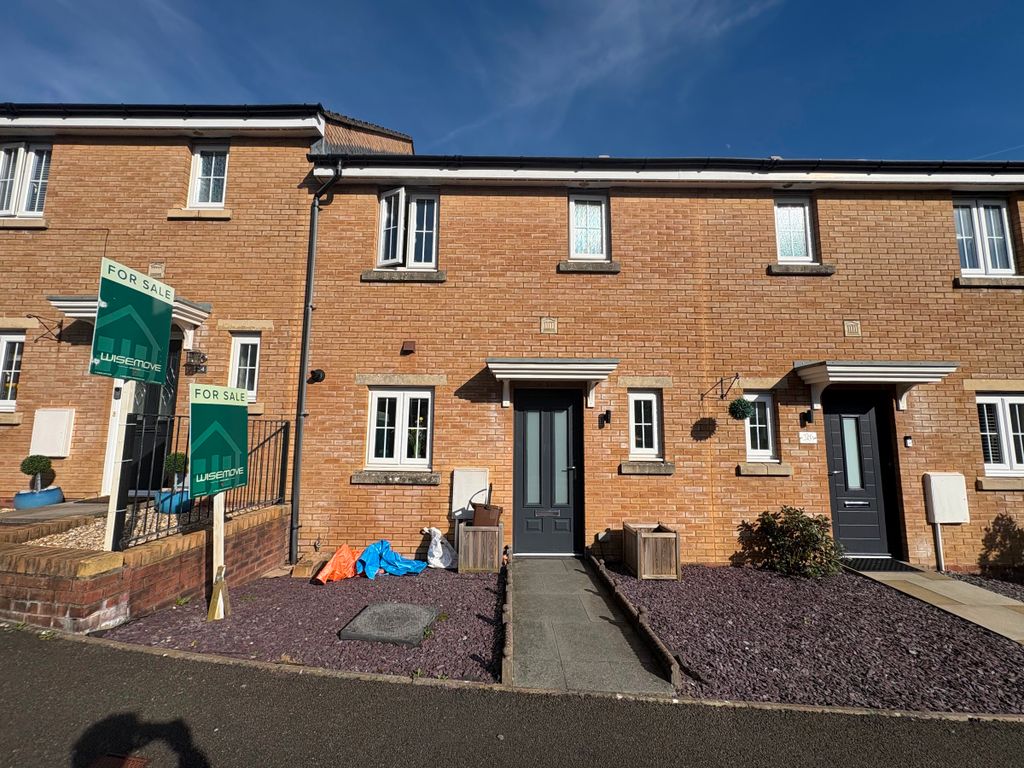 Property photo 2 of 19