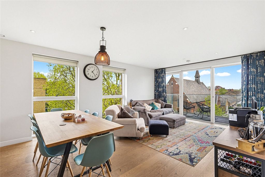 Property photo 1 of 13 Picture No. 07