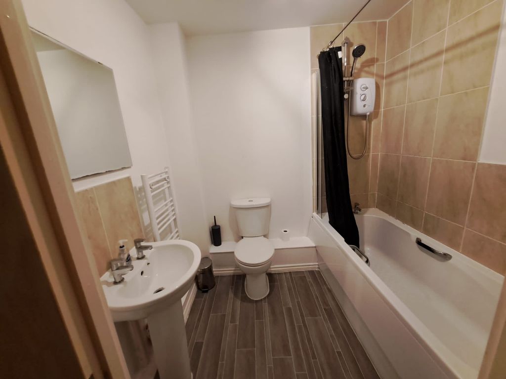 Property photo 3 of 3