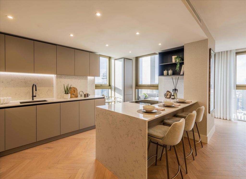 Property photo 3 of 10 Image