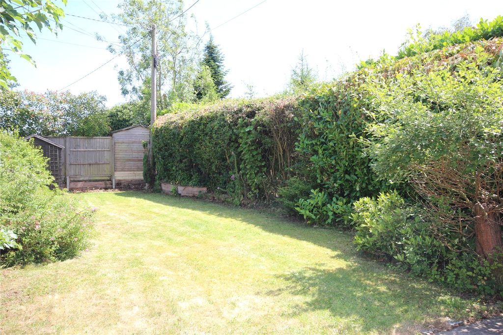 Property photo 2 of 8 Picture No. 17