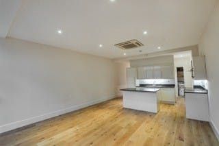 Property photo 2 of 8 Unit 9, 9 Steedman Street Photo 1.Jpg