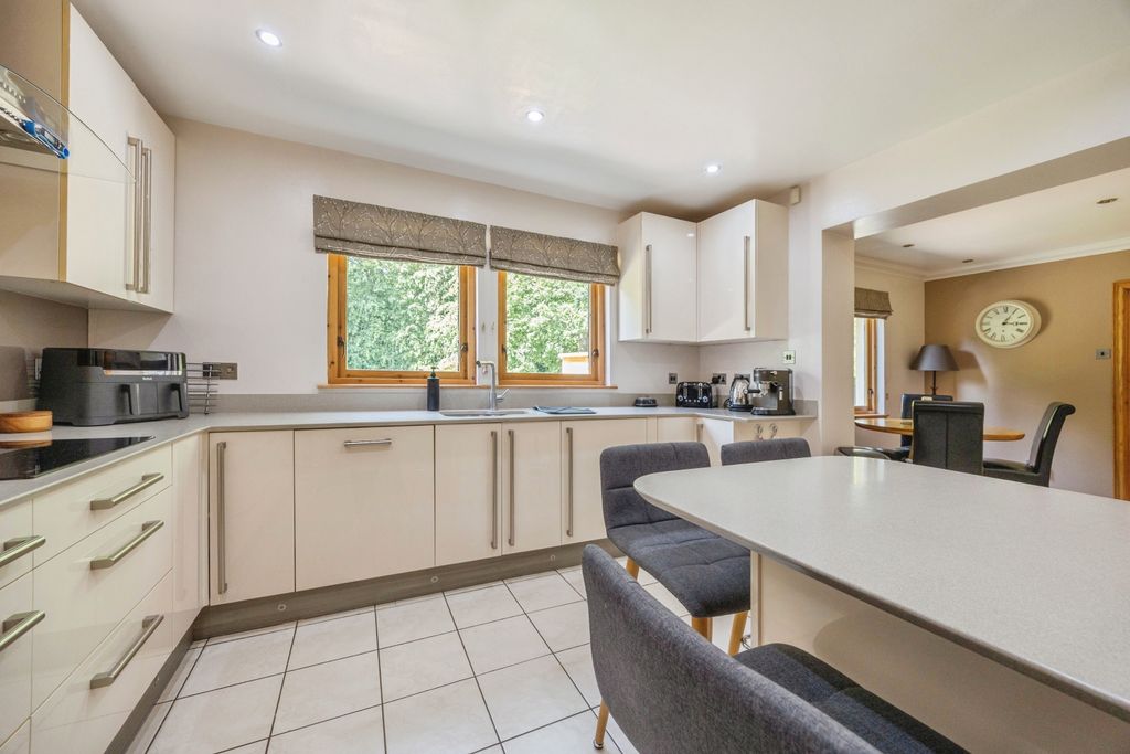 Property photo 3 of 42 Kitchen