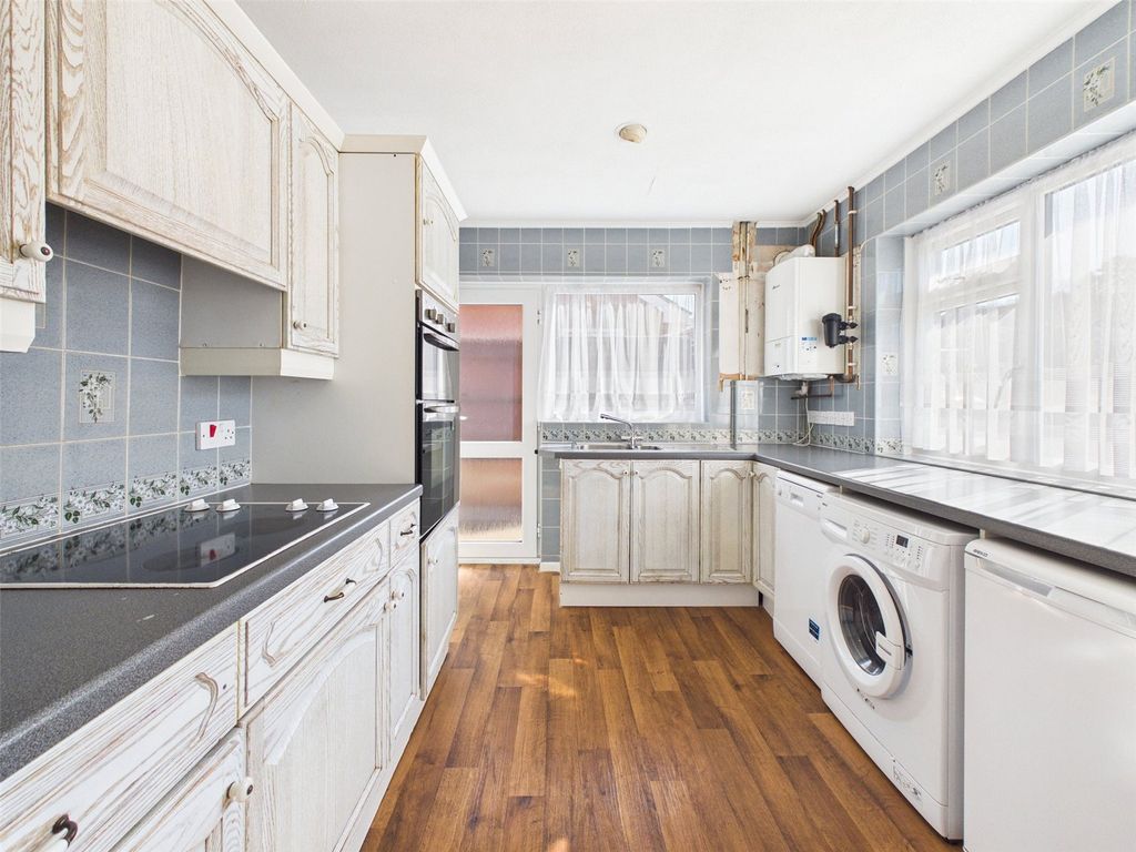 Property photo 2 of 17 Picture No. 06