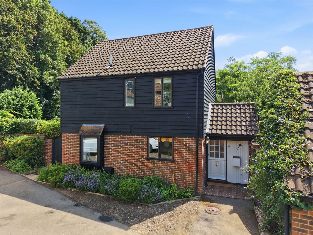 Property photo 1 of 18 Picture No. 02