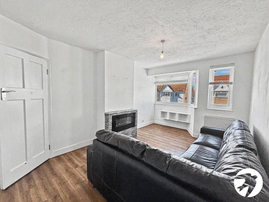 Property photo 3 of 14 Picture No. 08